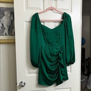 Chic Long Sleeve Green Dress